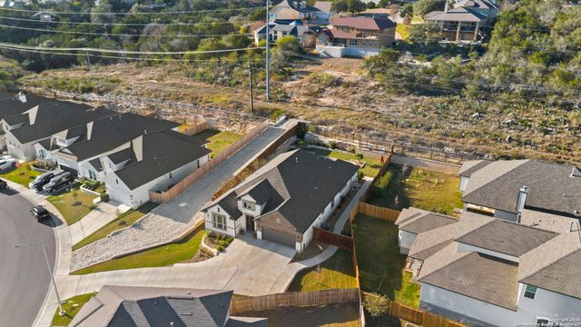 705 Treetop Pass, New Braunfels, TX 78130