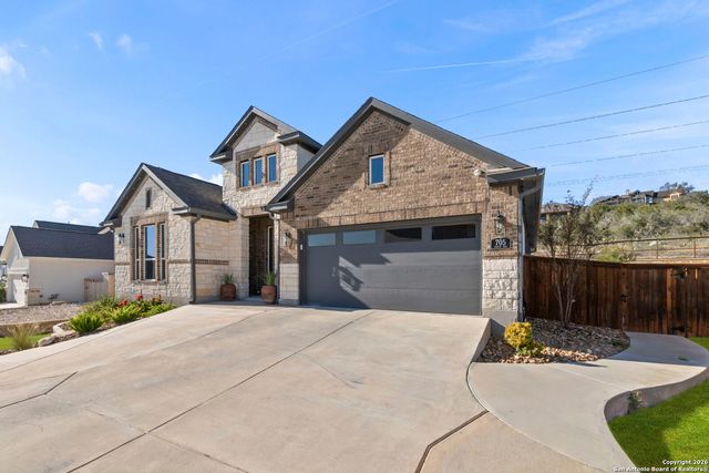 705 Treetop Pass, New Braunfels, TX 78130