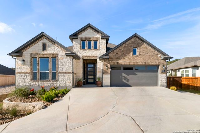 705 Treetop Pass, New Braunfels, TX 78130