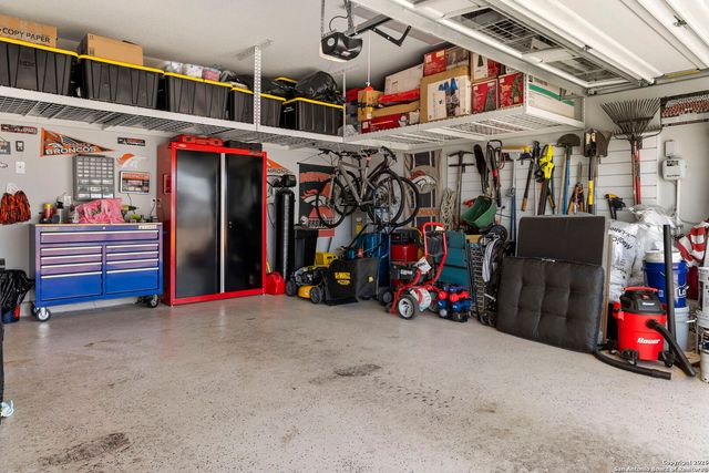 705 Treetop Pass, New Braunfels, TX 78130