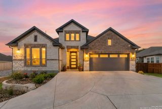 705 Treetop Pass, New Braunfels, TX 78130