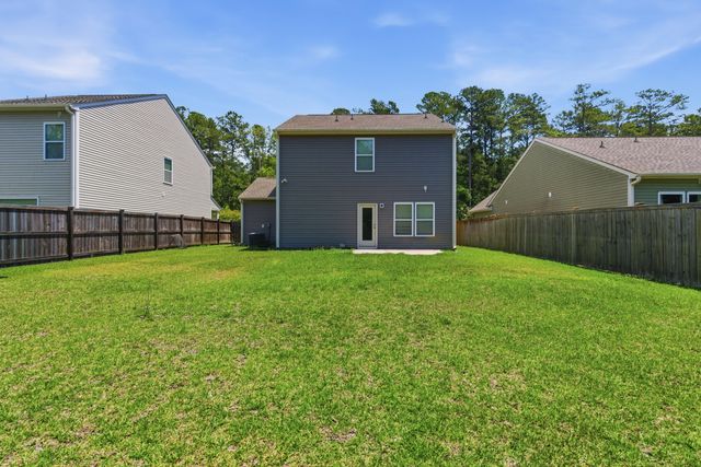 451 Thoroughbred Drive, Moncks Corner, SC 29461