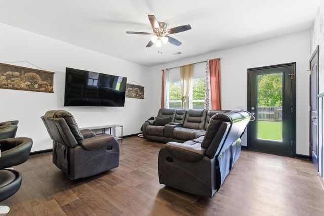 451 Thoroughbred Drive, Moncks Corner, SC 29461
