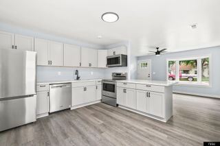 1318 Lindwood Drive, Carter Lake, IA 51510