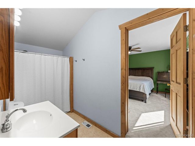 215 Southpark Rd, Florissant, CO 80816