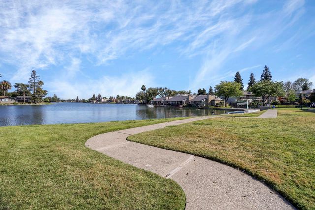 3788 W Benjamin Holt Dr, Stockton, CA 95219