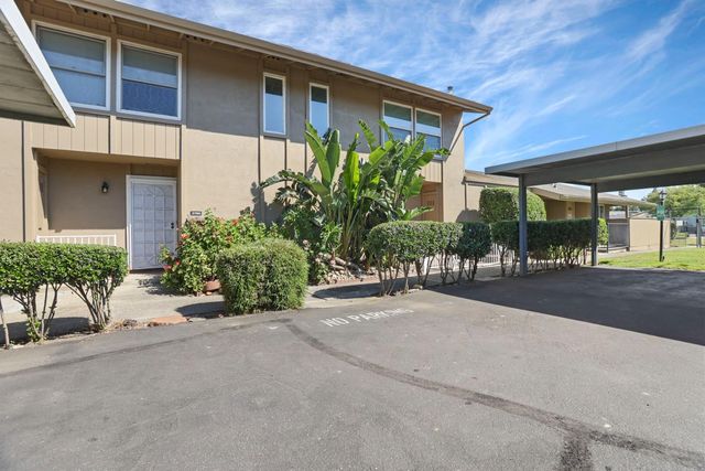 3788 W Benjamin Holt Dr, Stockton, CA 95219