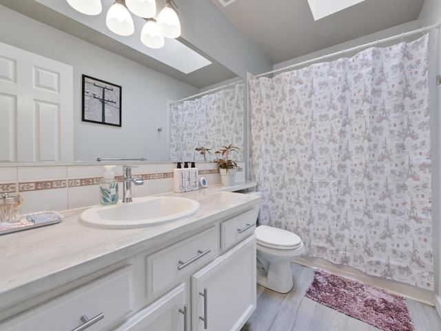 1805 S Limerick Dr, Spokane Valley, WA 99037