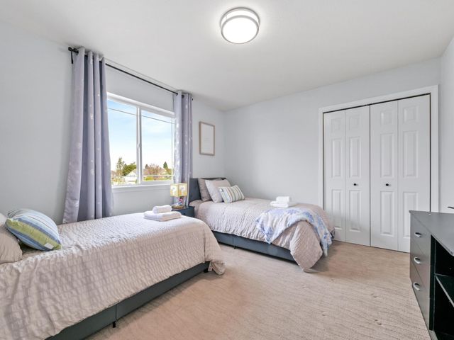 1805 S Limerick Dr, Spokane Valley, WA 99037
