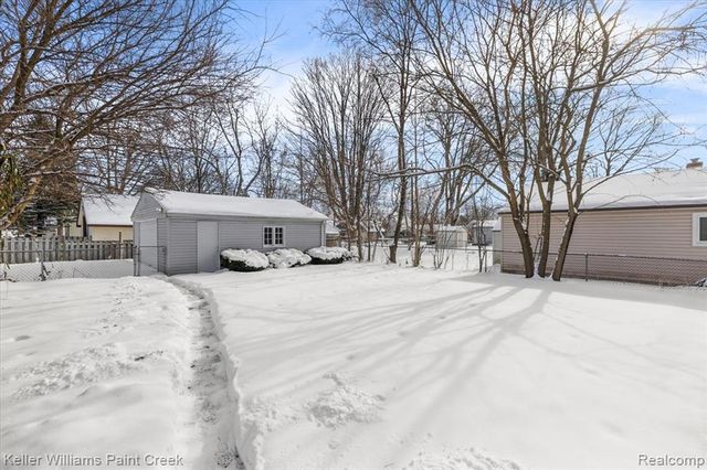 19498 Poinciana, Redford, MI 48240