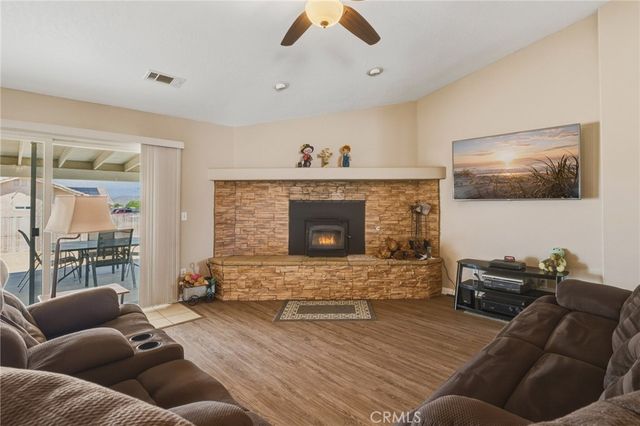 22772 Lancelet, Apple Valley, CA 92308