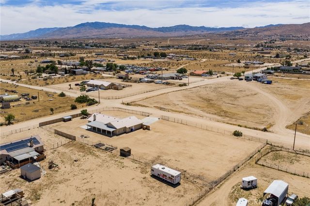 22772 Lancelet, Apple Valley, CA 92308