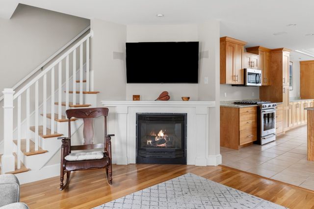 21 Broad Street, Newburyport, MA 01950