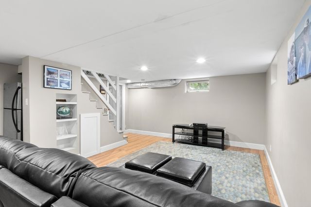 21 Broad Street, Newburyport, MA 01950