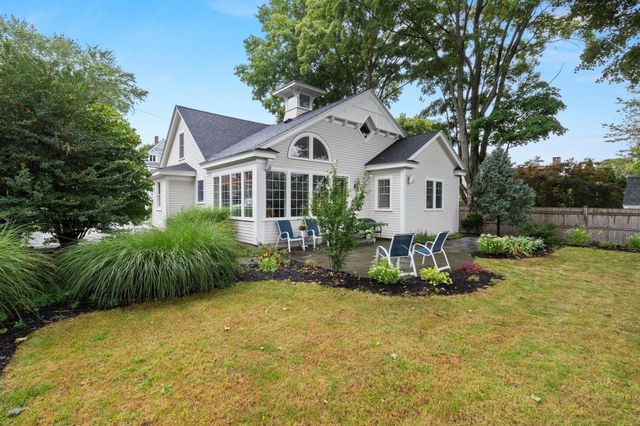 21 Broad Street, Newburyport, MA 01950