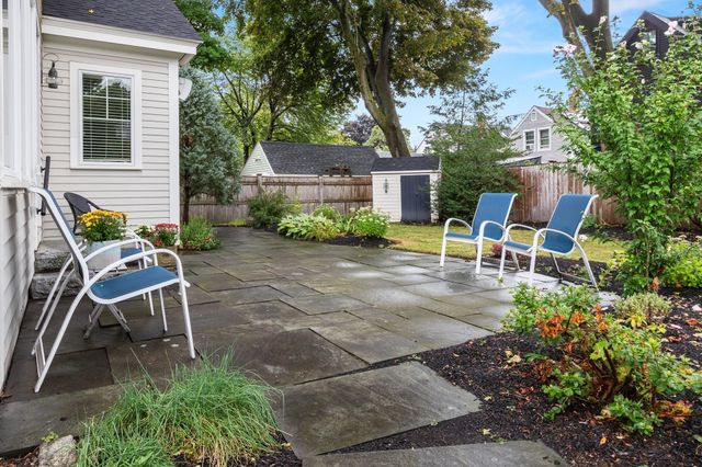 21 Broad Street, Newburyport, MA 01950