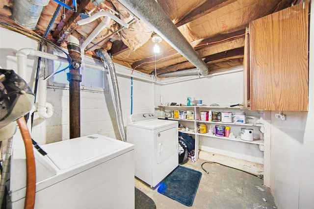 206 W Vandercook Drive, Jackson, MI 49203