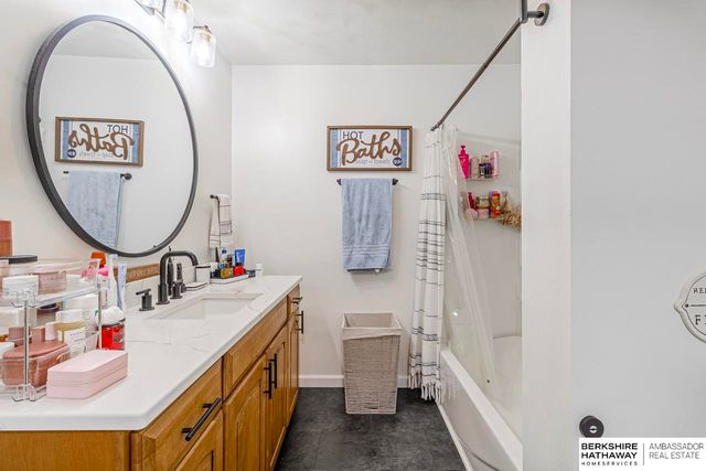 3227 Doane Street, Lincoln, NE 68503