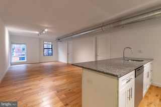 224 CHURCH ST #UNIT 211, Philadelphia, PA 19106