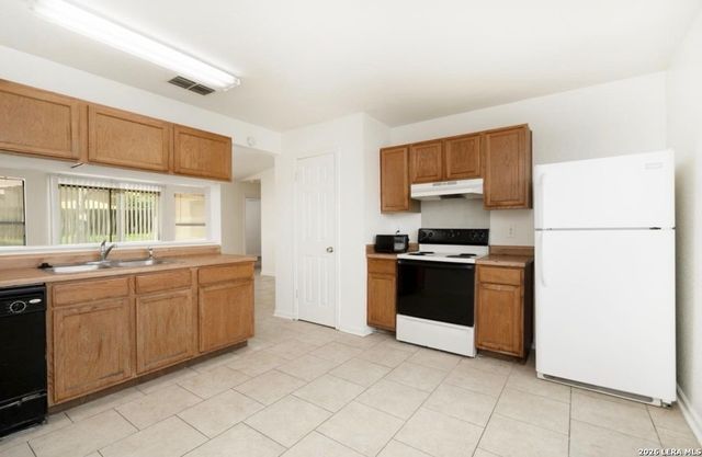 5839 Sun Bay, San Antonio, TX 78244