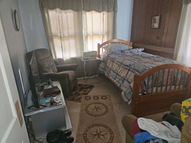 2819 School Street, Des Moines, IA 50311