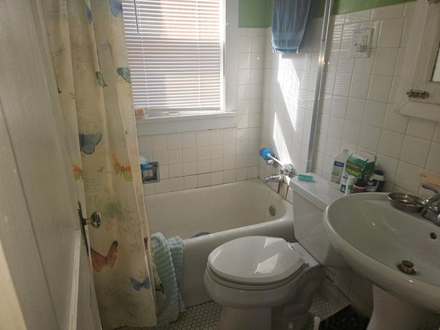 2819 School Street, Des Moines, IA 50311