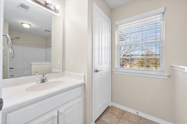 104 Whipperwill Way, Red Oak, TX 75154