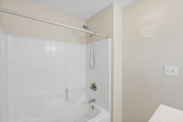 104 Whipperwill Way, Red Oak, TX 75154