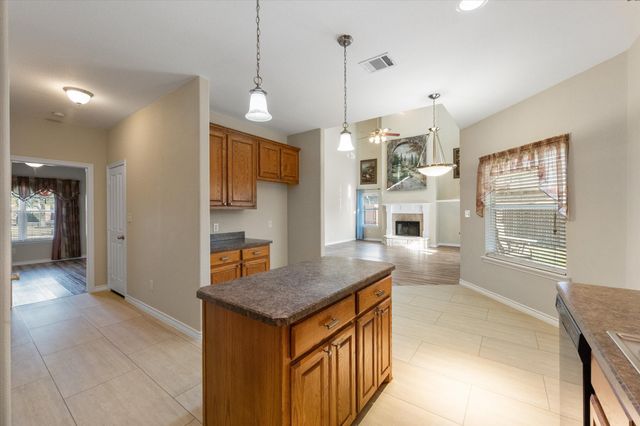 104 Whipperwill Way, Red Oak, TX 75154