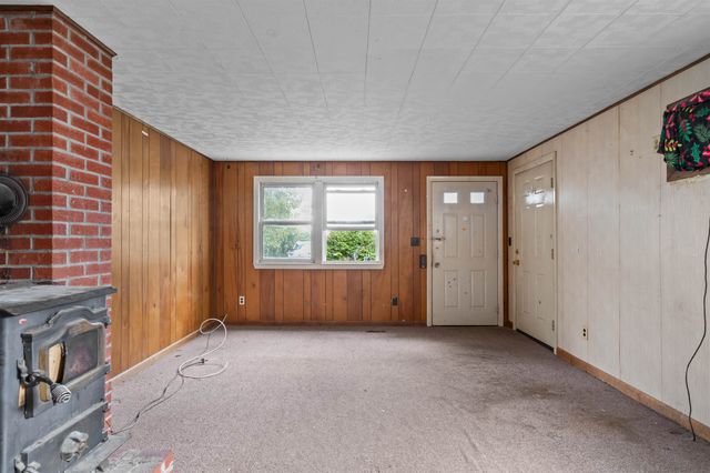 49 Boynton Lane, Seabrook, NH 03874