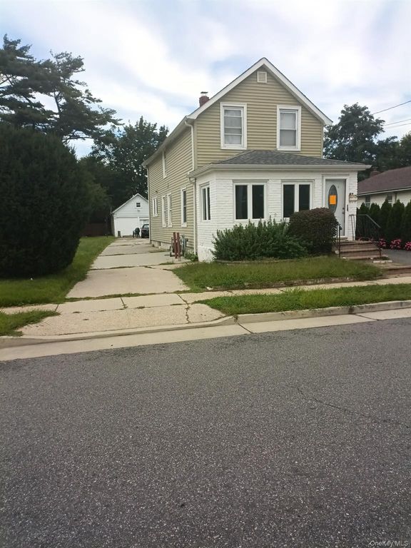 57 Robinwood Avenue, Hempstead, NY 11550 — exterior