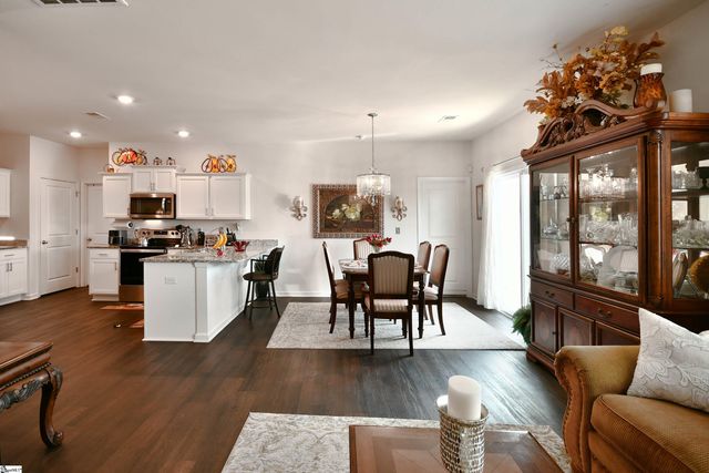 421 Bucky Drive, Woodruff, SC 29388
