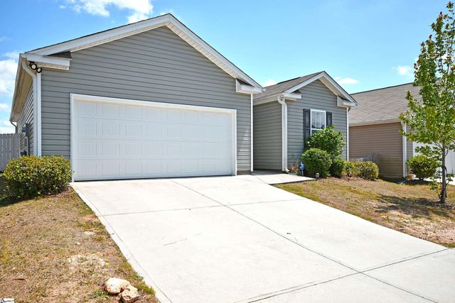 421 Bucky Drive, Woodruff, SC 29388