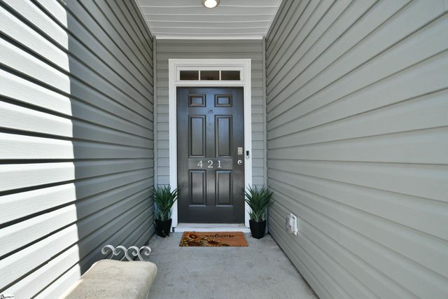 421 Bucky Drive, Woodruff, SC 29388