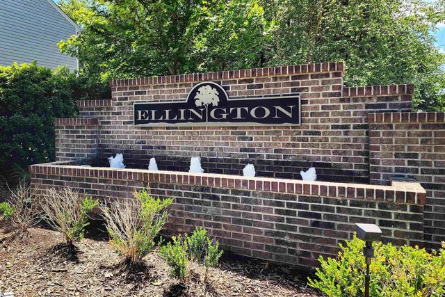 421 Bucky Drive, Woodruff, SC 29388