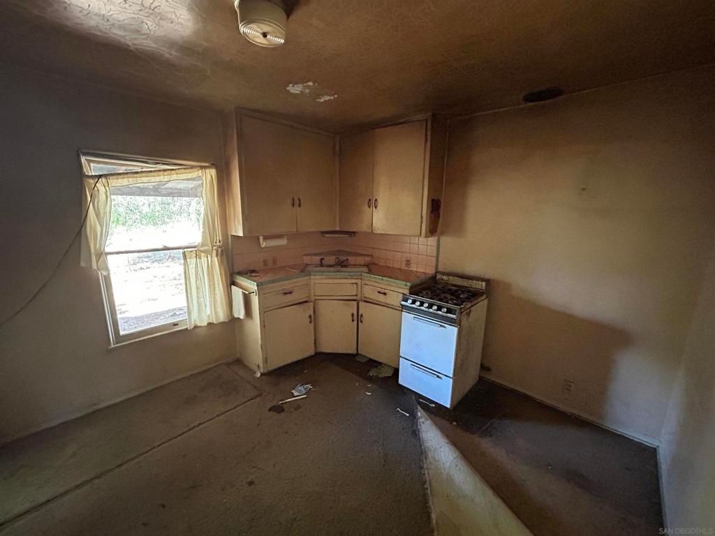 1119 S Juniper, Escondido, CA 92025 — photo 4