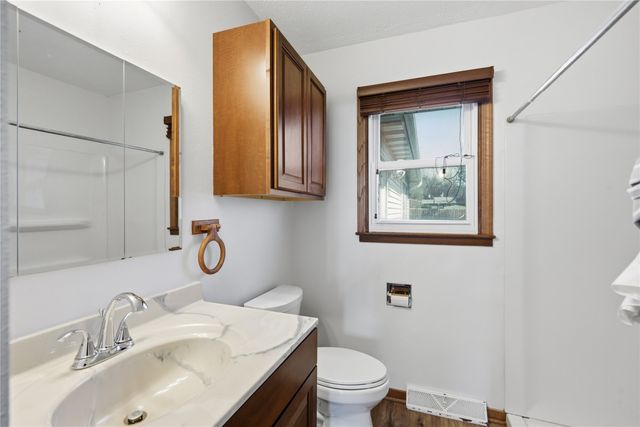 625 Schaffer Boulevard, Pleasant Hill, IA 50327