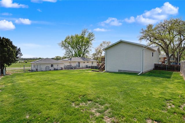625 Schaffer Boulevard, Pleasant Hill, IA 50327