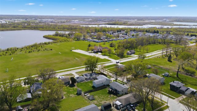 625 Schaffer Boulevard, Pleasant Hill, IA 50327