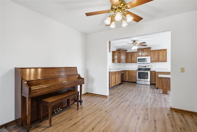 625 Schaffer Boulevard, Pleasant Hill, IA 50327