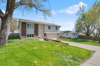 625 Schaffer Boulevard, Pleasant Hill, IA 50327