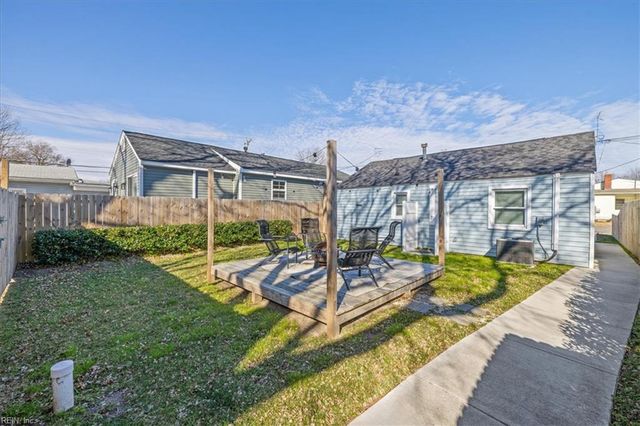 117 Tappan AVE, Hampton, VA 23664