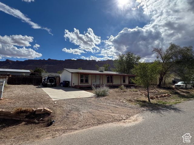 1414 E HUNTCREEK DR, Moab, UT 84532