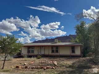 1414 E HUNTCREEK DR, Moab, UT 84532