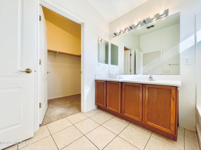 3335 S Rainburst Place, Tucson, AZ 85713