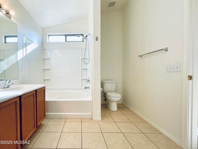 3335 S Rainburst Place, Tucson, AZ 85713