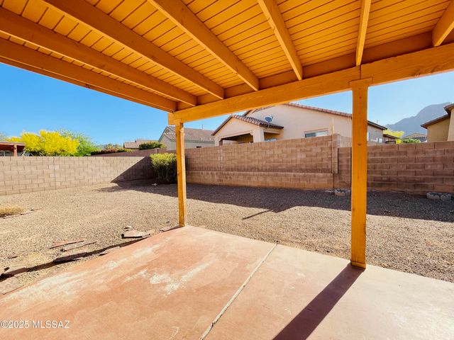 3335 S Rainburst Place, Tucson, AZ 85713