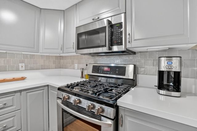 2374 Via Camino Ave, Carmichael, CA 95608