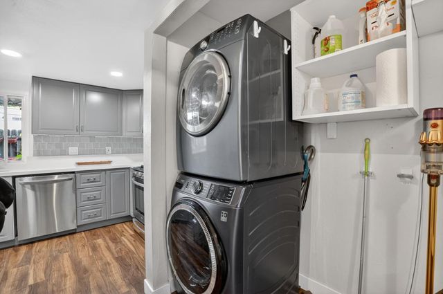 2374 Via Camino Ave, Carmichael, CA 95608