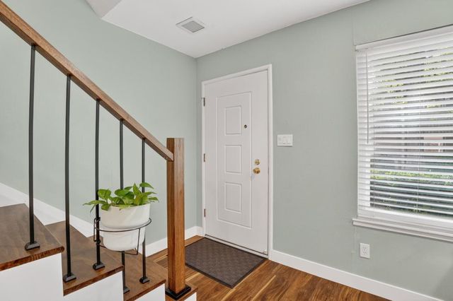 2374 Via Camino Ave, Carmichael, CA 95608